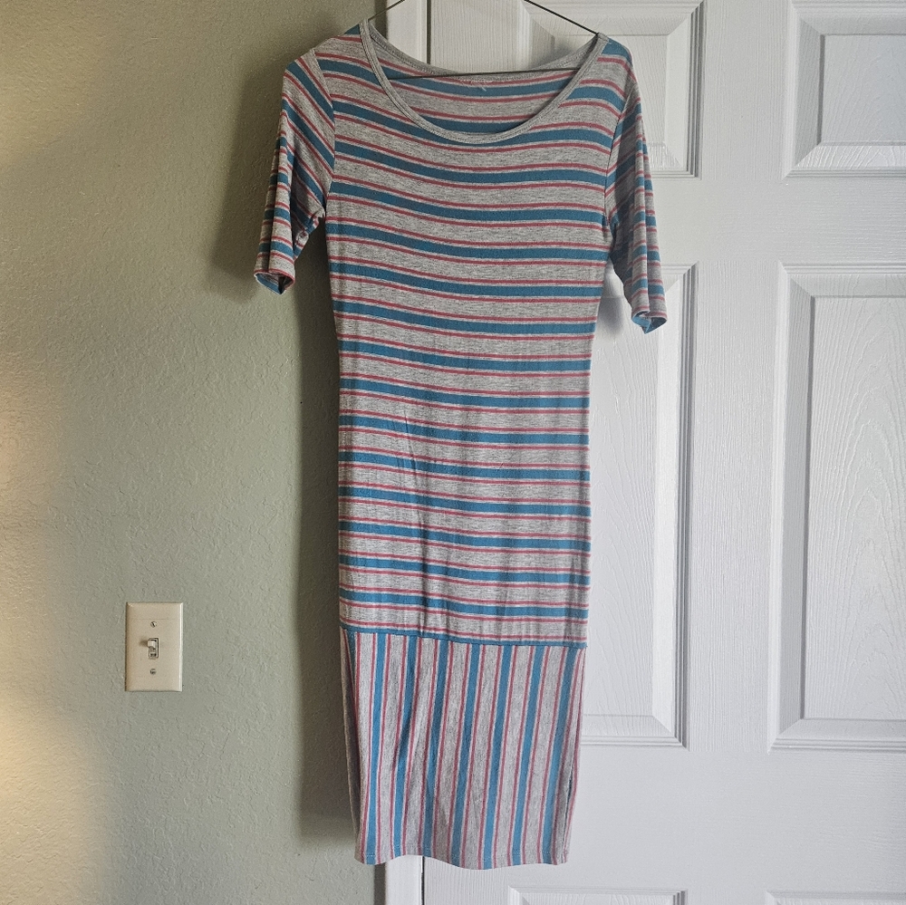 Multicolor striped dress womens small lula roe